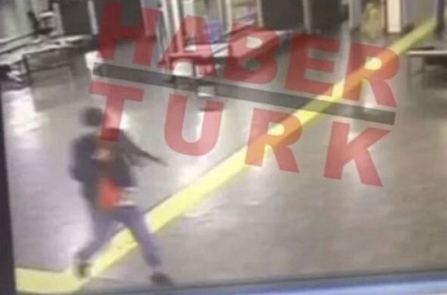 Τα βίντεο του θανάτου στην Κωνσταντινούπολη - Ο τρομοκράτης πυροδότησε τα εκρηκτικά ενώ ήταν αιμόφυρτος - ΣΚΛΗΡΕΣ ΕΙΚΟΝΕΣ