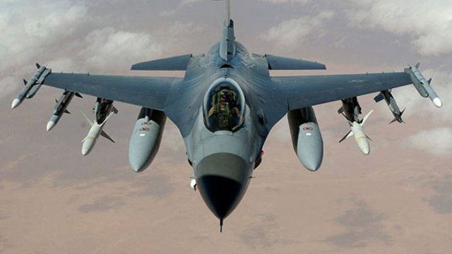 Το μεγάλο παζάρι: Η αναβάθμιση των F-16 και η ελάφρυνση του χρέους
