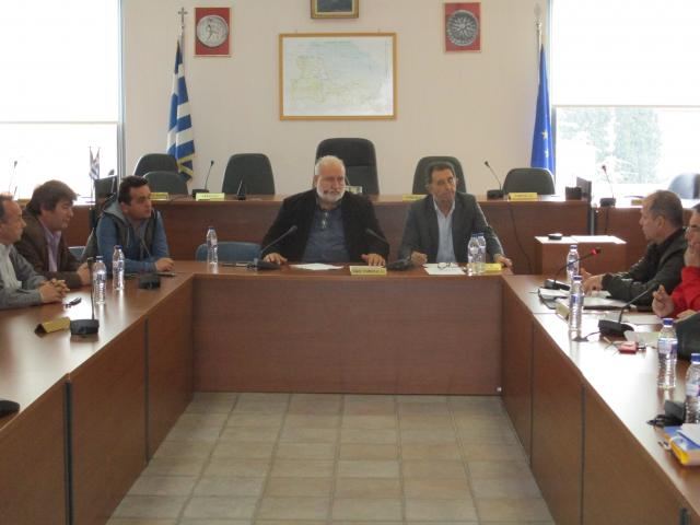 Δήμος Λοκρών: Προσπαθούν ακόμη να επουλώσουν τις πληγές του «Ζορμπά»