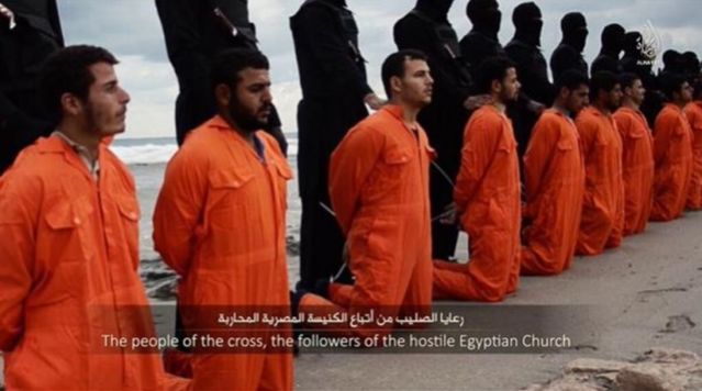 Φρίκη: Μαζικός αποκεφαλισμός 21 Χριστιανών Αιγυπτίων από τους τζιχαντιστές