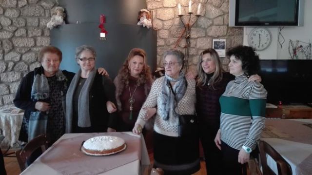 Παύλιανη: Ηλικιωμένοι και «Βοήθεια στο Σπίτι» έκοψαν την πίτα τους