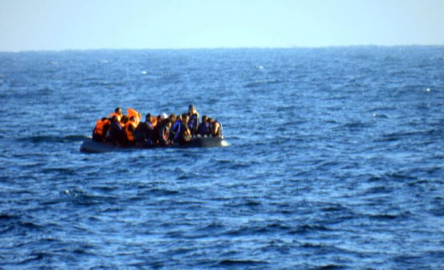 Νέα τραγωδία με μετανάστες ανοιχτά της Λέσβου – Έξι νεκροί από ανατροπή βάρκας
