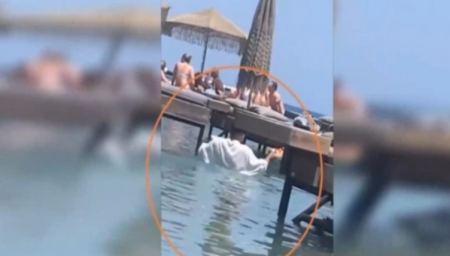 Προκλητική απάντηση του ιδιοκτήτης του beach bar στη Ρόδο: «Το νερό έφτασε στο στήθος του γιατί είναι κοντός»