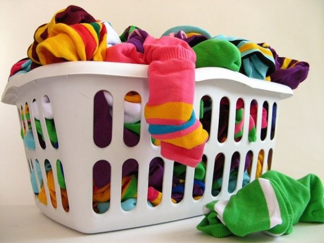 Πώς να φτιάξετε μόνοι σας χρωμοπαγίδες για το πλυντήριο ρούχων