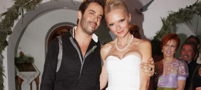 Χωρισμός «βόμβα» στην ελληνική σόουμπιζ - Διαζύγιο για τον Πάνο Καλλίτση και την Ελενα Χριστοπούλου
