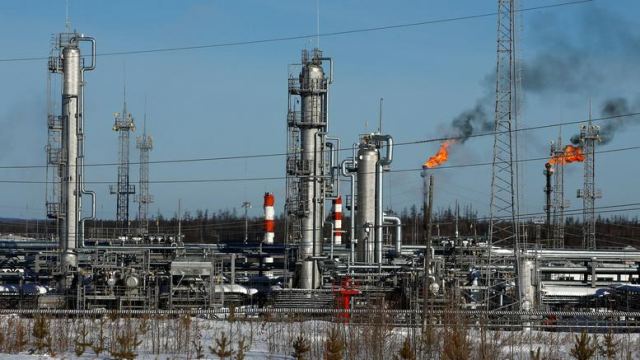 Η Ρωσία απαγόρευσε τις εξαγωγές πετρελαίου στην Ουκρανία