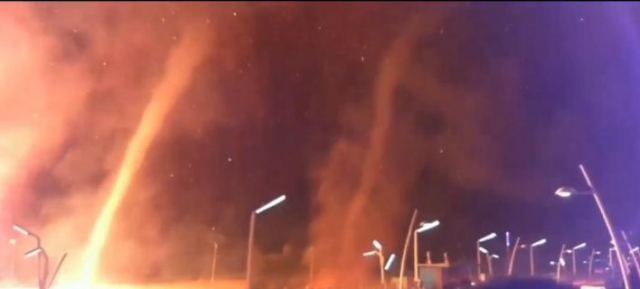 Στρόβιλοι φωτιάς απείλησαν σπίτια στη Χάγη: Σοκαριστικό θέαμα [βίντεο]
