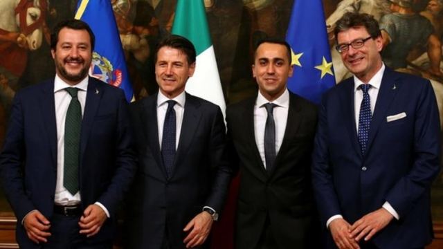 Bloomberg: Οι λαϊκιστές στην Ιταλία μόλις έκαναν πίσω, ξανά