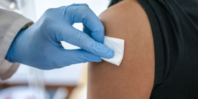 Λοιμωξιολόγος ΕΟΔΥ για τη γρίπη: Φέτος το εμβόλιο δεν ήταν καλό - Υπήρξε μικρή αλλαγή στον ιό