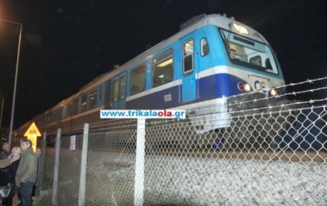 Τραγωδία με έναν νεκρό στα Τρίκαλα! Τον παρέσυρε το τρένο ενώ περνούσε από &quot;αυτοσχέδια&quot; διάβαση - ΒΙΝΤΕΟ