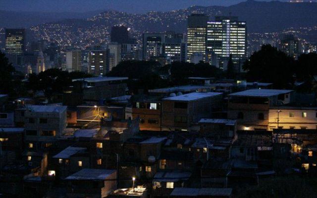 Στο σκοτάδι για τρίτη μέρα η Βενεζουέλα