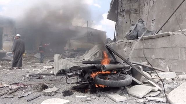 Συρία: Τουλάχιστον 15 άμαχοι σκοτώθηκαν σε αεροπορικούς βομβαρδισμούς