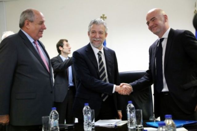 Συμφώνησαν κατά του Grexit - Πείστηκε ο Κοντονής
