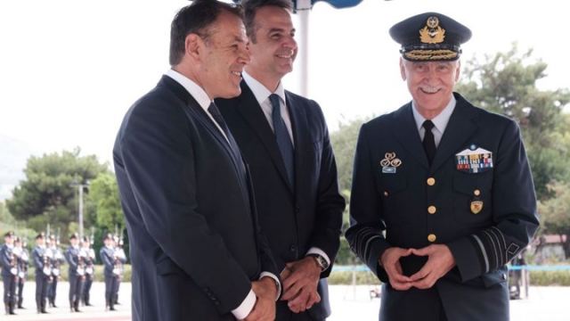 Ο Μητσοτάκης αποδέχθηκε πρόσκληση του αρχηγού ΓΕΕΘΑ να πετάξουν με F-16 πάνω από το Καστελλόριζο - ΒΙΝΤΕΟ