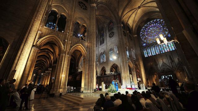 Τι σώθηκε και τι αγνοείται από τους θησαυρούς της Notre Dame