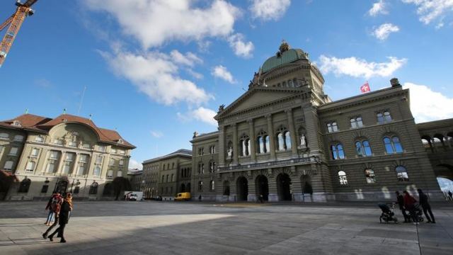 Οι Ελβετοί ψηφίζουν για νέο κοινοβούλιο: Κυρίαρχη η κλιματική αλλαγή