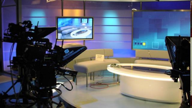 Ελέγχους νομιμότητας τηλεοπτικών σταθμών ζητούν 55 βουλευτές του ΣΥΡΙΖΑ