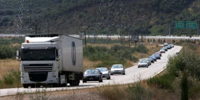 Αναστολή της απόφασης για τα πρόστιμα στα φορτηγά ζητούν οι βιομήχανοι