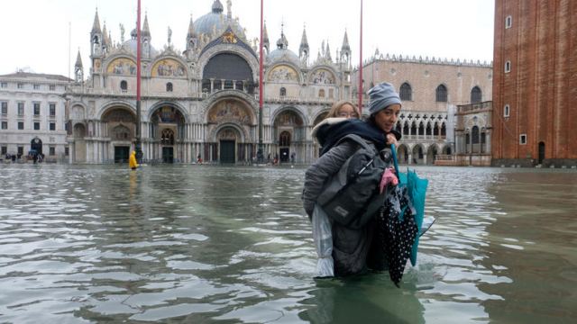 Ιταλία: H Βενετία μετρά τις πληγές της