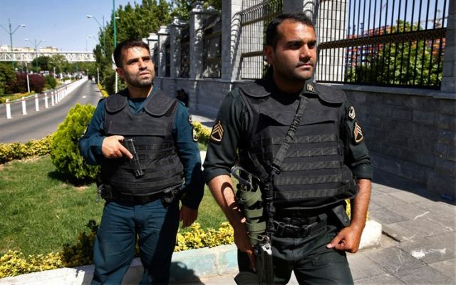 «Θητεία» σε Συρία και Ιράκ είχαν πέντε από τους συλληφθέντες για τις επιθέσεις στο Ιράν
