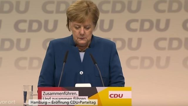 Βούρκωσε η Μέρκελ στην αποχαιρετιστήρια ομιλία της στο συνέδριο του CDU -ΦΩΤΟ-ΒΙΝΤΕΟ
