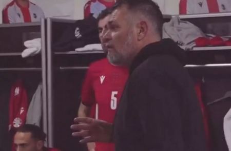 Γεωργία – Ελλάδα: Η εμψυχωτική ομιλία του Σανιόλ στους ποδοσφαιριστές του πριν το παιχνίδι κόντρα στην Εθνική