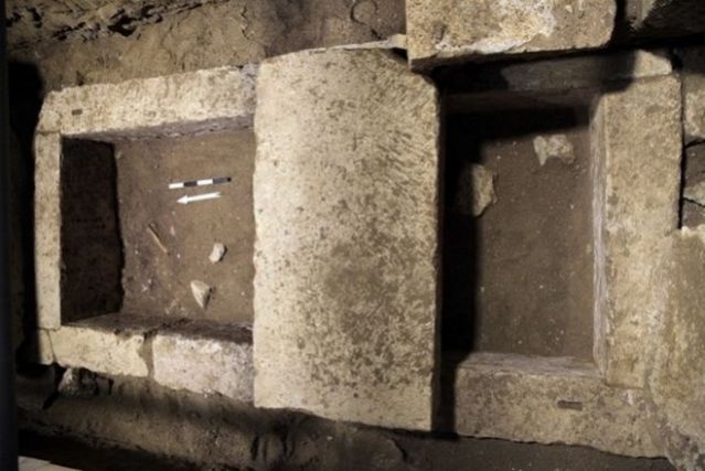 Σπουδαία ευρήματα στην Αμφίπολη: Βρέθηκε σκελετός σε τάφο κάτω από τον τρίτο θάλαμο