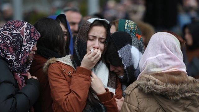 Αυξήθηκε στους 18 ο αριθμός των νεκρών από την κατάρρευση του κτιρίου στην Κωνσταντινούπολη