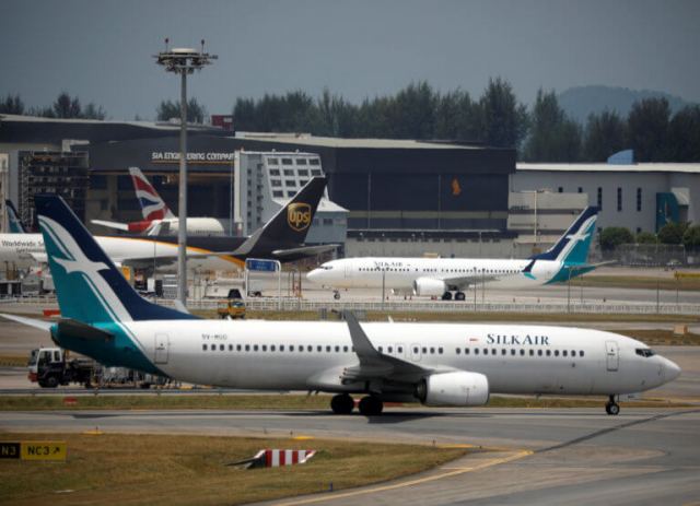 Boeing: Καταποντίζονται οι μετοχές του αεροπορικού «κολοσσού» – «Καθηλώνονται» τα 737 MAX 8
