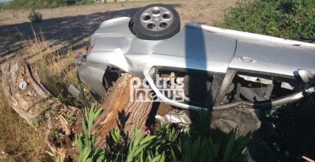 Θανατηφόρο τροχαίο: 25χρονος καρφώθηκε σε δέντρο με το αυτοκίνητο
