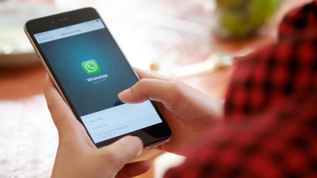 Δείτε σε ποια κινητά θα σταματήσει να λειτουργεί το WhatsApp