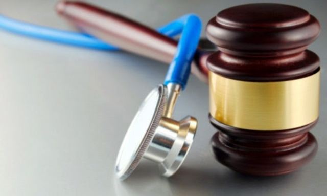 Προς ακύρωση Υπουργική Απόφαση Πολάκη για την «άρση του τεκμηρίου αθωότητας» των γιατρών