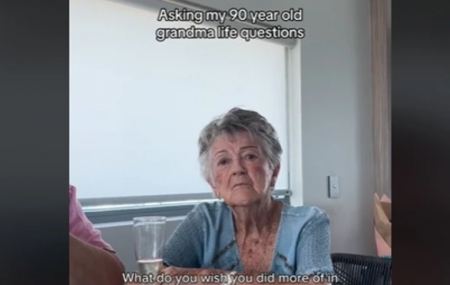 Το βίντεο με μία 90χρονη που έχει γίνει viral στο TikTok – Τα πράγματα για τα οποία έχει μετανιώσει στη ζωή της