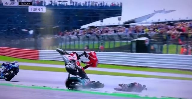 Τρομακτικό ατύχημα στο MotoGP - Δείτε το βίντεο