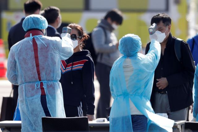 Κοροναϊός: Μέσα σε λίγες ώρες 118 νέοι θάνατοι - Έφθασαν τα 75.865 τα κρούσματα στην Κίνα