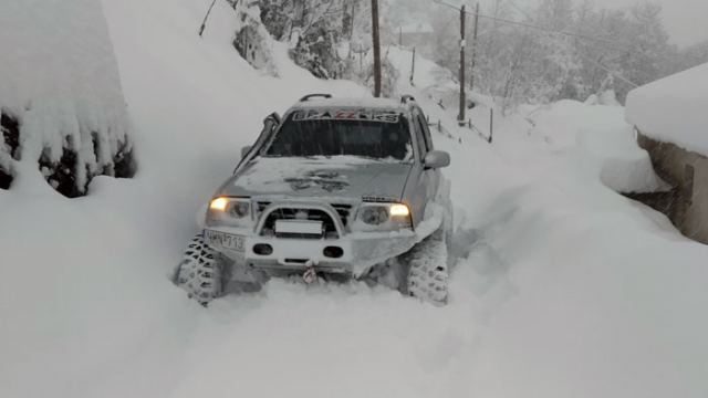 Παύλιανη: Φωτογραφίες με το χιόνι στα 1,3 μέτρα!