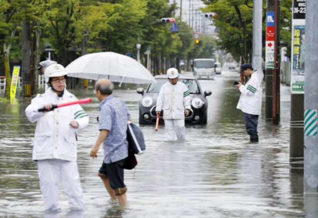 Ιαπωνία: Εντολή σε 240.000 ανθρώπους να φύγουν από τα σπίτια τους!