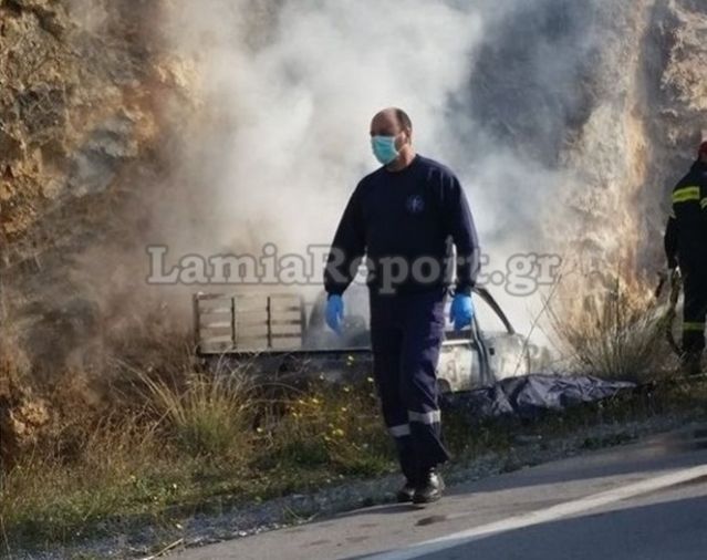 Νέες ΦΩΤΟ: Τραγωδία στην άσφαλτο - Κάηκε ζωντανός μέσα στο αυτοκίνητό του