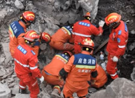 Τουλάχιστον 50 τραυματίες σε Κίνα και Καζακστάν μετά τον ισχυρό σεισμό