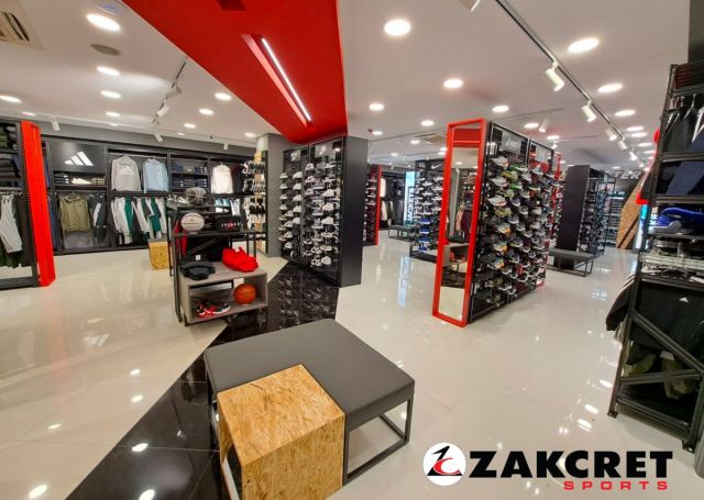 Tο νέο κατάστημα ZAKCRET sports στη Λαμία είναι γεγονός!