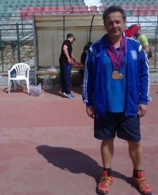 Λαμιώτης νεφροπαθής σάρωσε τα μετάλλια σε Πανελλήνιους αγώνες