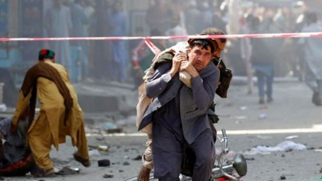 Αφγανιστάν: Ξεπέρασαν τους 120 οι τραυματίες σε σειρά βομβιστικών επιθέσεων στη Τζαλαλαμπάντ