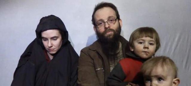 Ο πακιστανικός στρατός απελευθέρωσε οικογένεια Δυτικών που είχαν απαγάγει οι Ταλιμπάν από το 2012