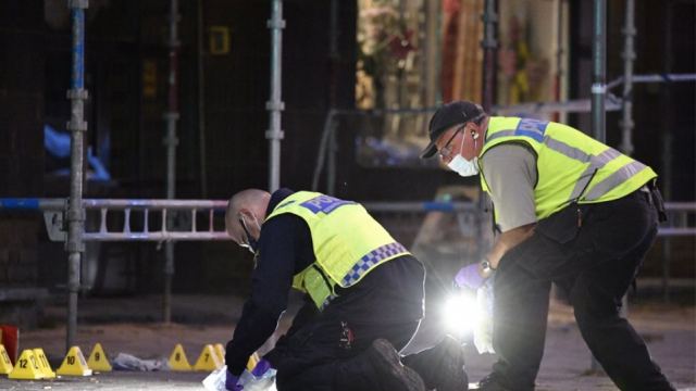 Σουηδία: Τρεις νεκροί και τρεις τραυματίες από τους πυροβολισμούς στο κέντρο του Μάλμε