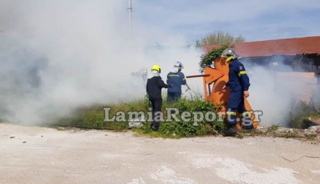 Λαμία: Συναγερμός για φωτιά σε εργοστάσιο ξυλείας (ΦΩΤΟ-ΒΙΝΤΕΟ)