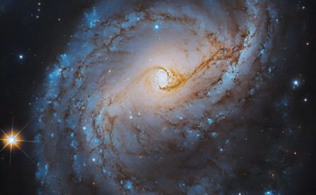 Το Hubble εντόπισε γαλαξία που ανοιγοκλείνει το διακόπτη γέννησης άστρων