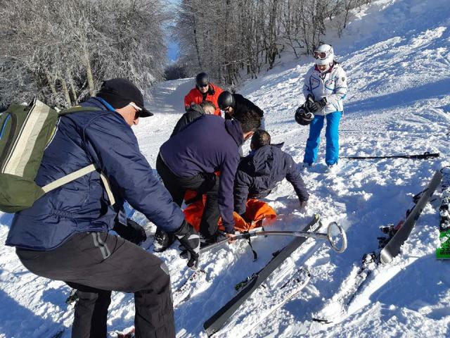 Δύο τραυματίες στο Χιονοδρομικό Κέντρο Πηλίου (ΦΩΤΟ)