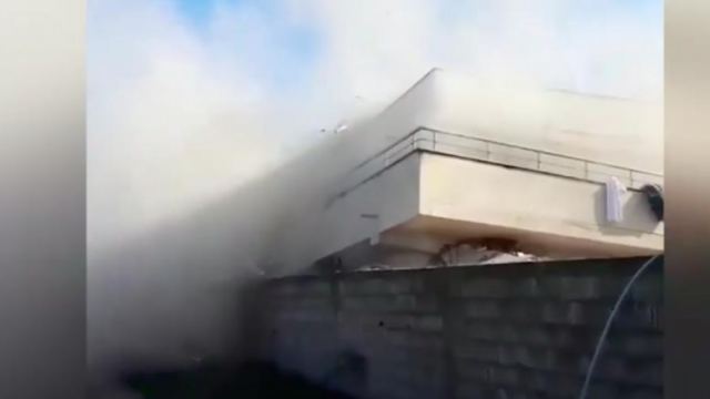 Βίντεο σοκ από Αλβανία: 4όροφο κτίριο καταρρέει από το σεισμό