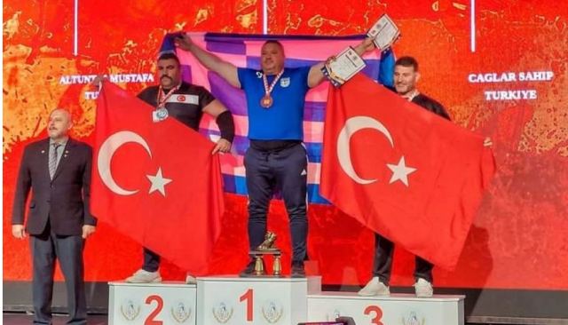 Ξανά παγκόσμιος πρωταθλητής ο Γιώργος Χαραλαμπόπουλος μέσα στην Αττάλεια της Τουρκίας (ΒΙΝΤΕΟ)