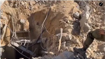 Οι Ισραηλινοί αποκαλύπτουν την είσοδο σήραγγας της Χαμάς στο νοσοκομείο Αλ Σίφα